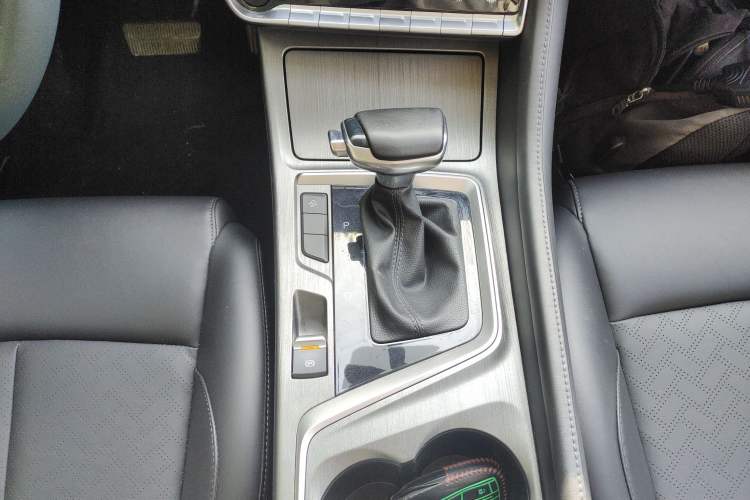 Used CHANGAN CS55PLUS 2020 1.5T Automatic Colorful Model
