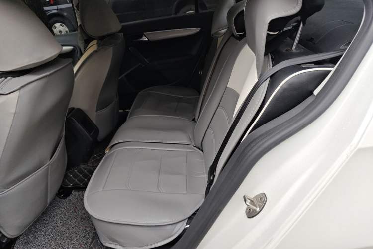 Used Volkswagen Lavida 2013 Revised Classic 1.6L Automatic Fashion Edition Left Rear Seat