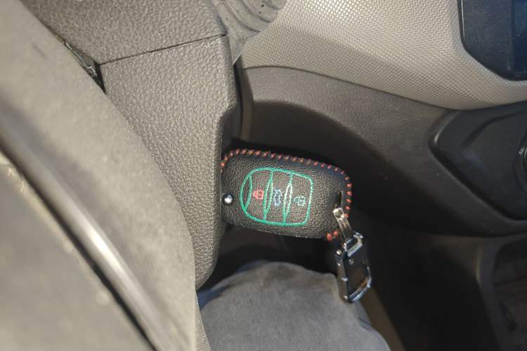 Used Wuling Hongguang 2019 1.5L S Standard Version China VI LAR