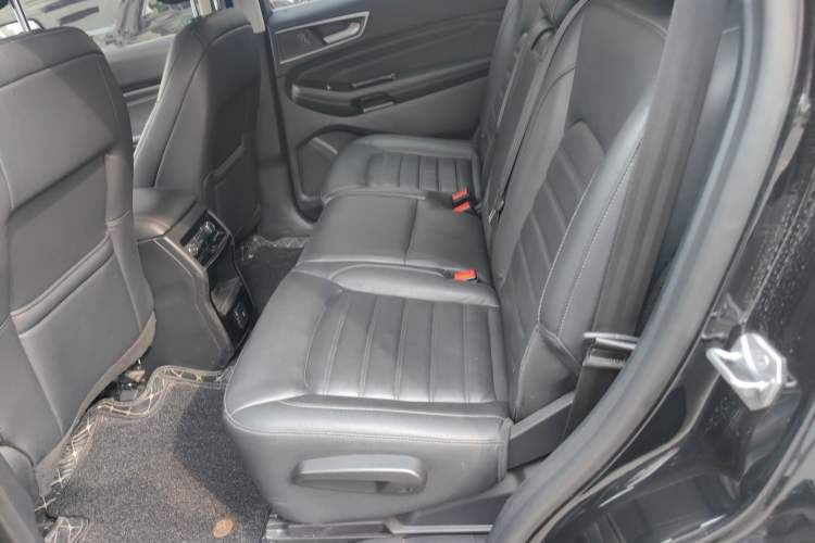 Used Ford Edge 2020 EcoBoost 245 Two-Wheel Drive Titanium 7-Seater