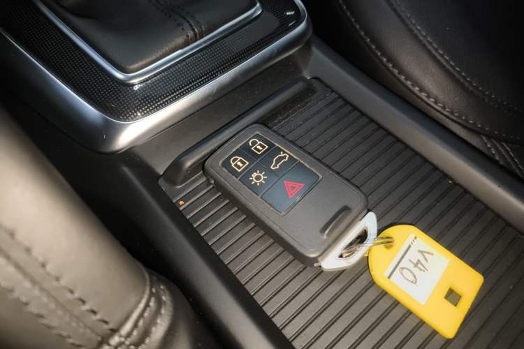 Used Volvo V40 2019 T3 Zhiyi Edition