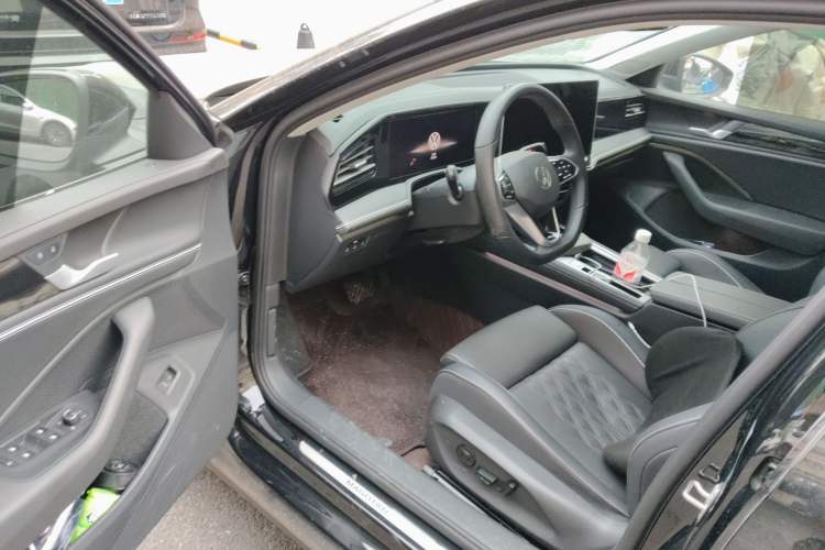 Used Volkswagen Magotan 2024 380TSI DSG Prestige Edition DaMai Package Driver Seat