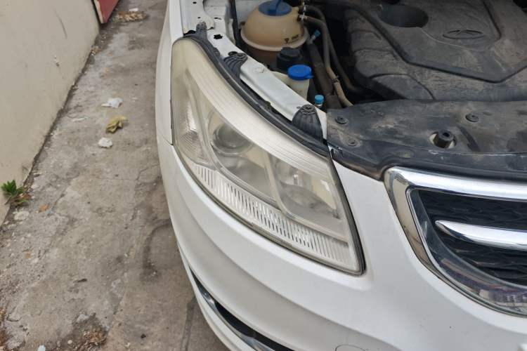 Used Chery E3 2015 1.5L Manual Fashion Model Right Front Headlight