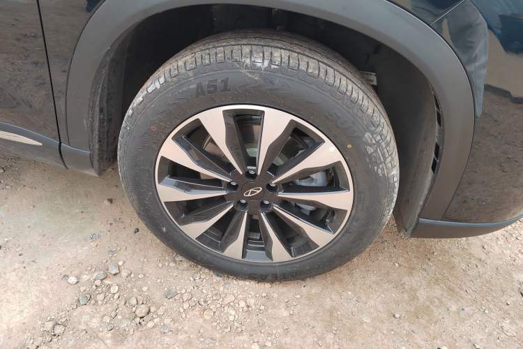 Used Chery Tiggo 8 PLUS 2025 290TGDI DCT Luxury 5-Seater