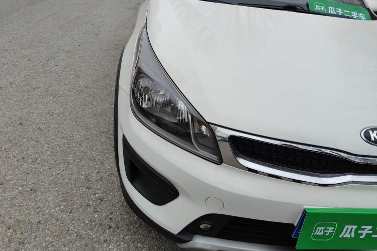 Used Kia KX Cross 2017 1.4L AT GLS
