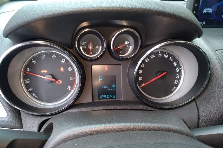 Used Buick Encore 2015 1.4T Automatic Two-Wheel Drive Urban Leading Model