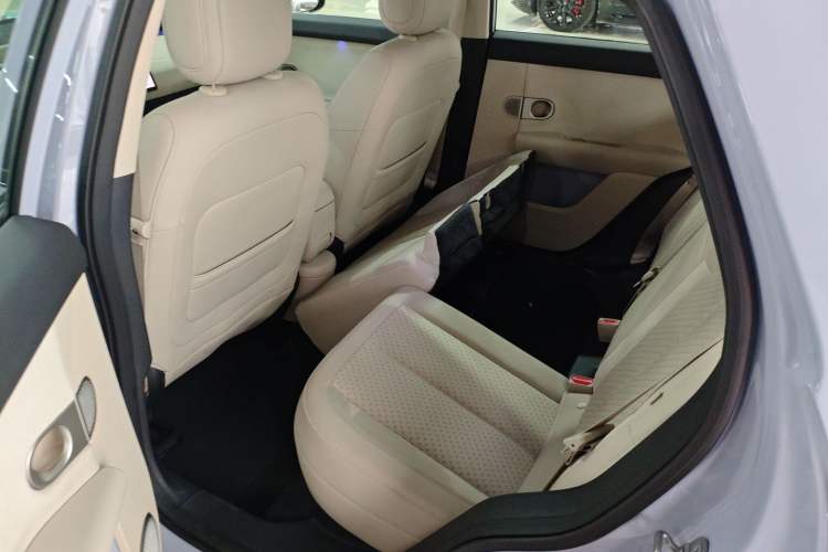 Used firefly 2025 Illuminated Edition
