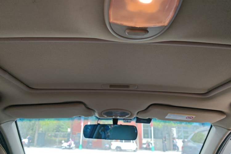 Used Buick Excelle 2013 1.5L Manual Luxury Model Headliner