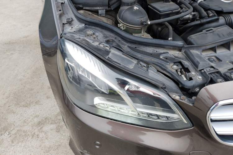 Used Mercedes-Benz E-Class 2014 Restyled E 260 L Sport Edition Right Front Headlight