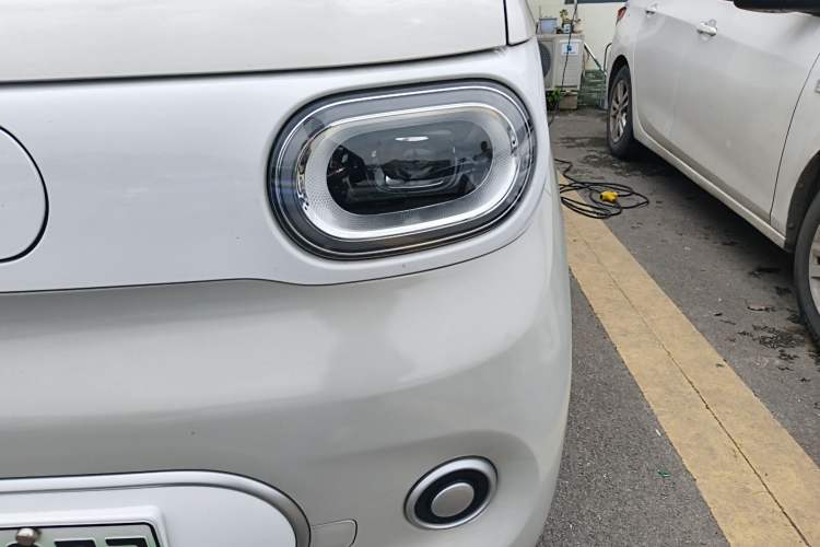 Used Wuling Hongguang MINIEV 2024 3rd Generation 215km Youth Edition Left Front Headlight