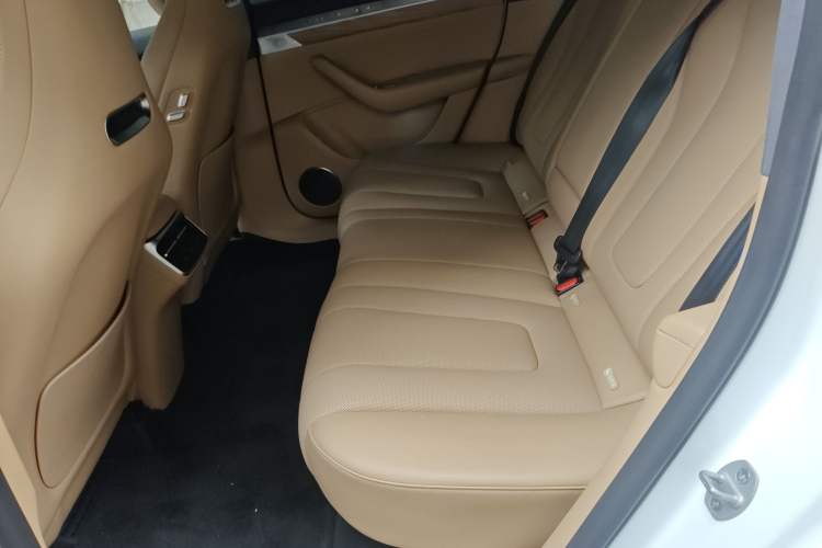 Used Hima Luxeed R7 2025 Range-Extended Version 251 km Max