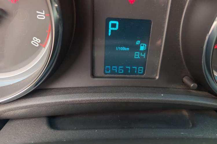 Used Buick GT 2012 GT 1.8L Automatic Fashionable Leather Edition
