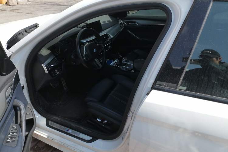 Used BMW 5 Series 2019 525i M Sport Package
