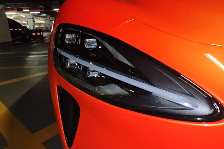 Used Xiaomi Auto SU7 2024 Four-Wheel Drive Ultra-Long Range Advanced Intelligent Driving Max Edition