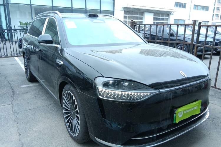 Used Hima AITO M9 2025 Extended-Range Ultra Version 52 kWh 6-Seater Front Right 45 Deg