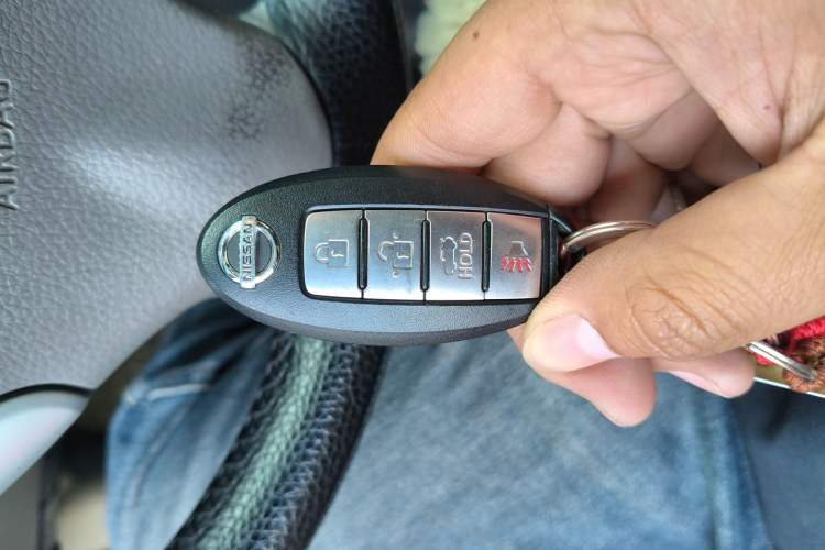 Used Nissan Sunny 2016 1.5XE CVT Leading Edition Vehicle Key