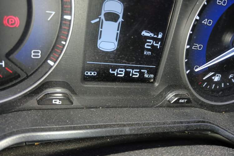 Used Geely Auto Vision X3 2020 1.5L Manual Luxury Edition Odometer Close Up