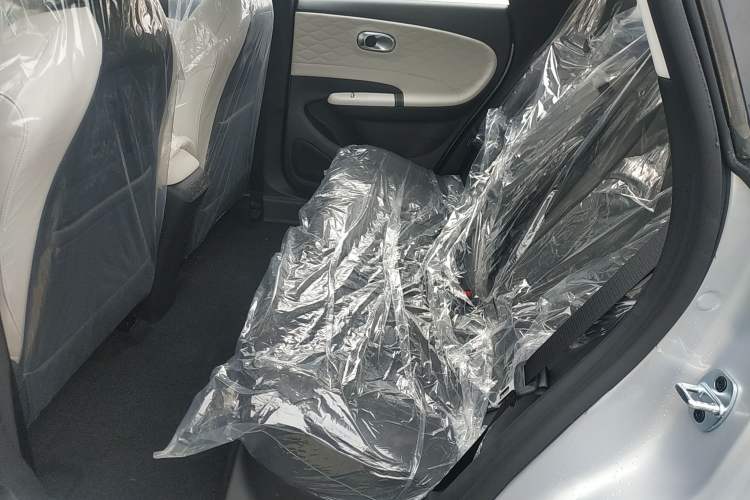 Used Dongfeng NAMMI 01 2024 New Edition 330 Plus Smart+
