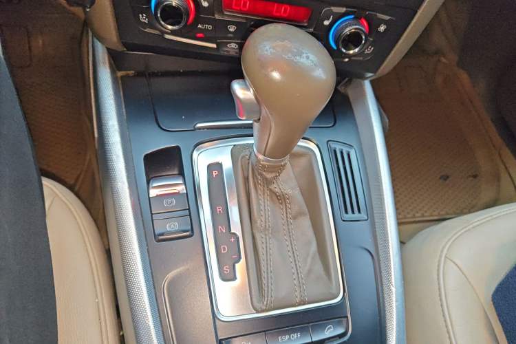 Used Audi Q5 2010 2.0TFSI Technology Edition