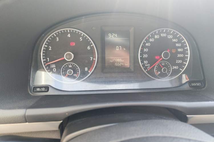 Used Volkswagen Touran 2013 1.4T Manual Fashion Edition 5 Seats