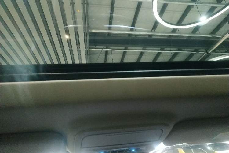 Used Ford Explorer 2023 EcoBoost 285 Four-Wheel Drive Titanium Edition 6 Seats