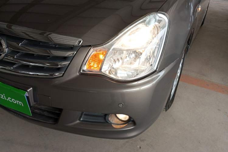 Used Nissan Sylphy 2016 Classic 1.6XE Automatic Leading Edition Left Front Headlight