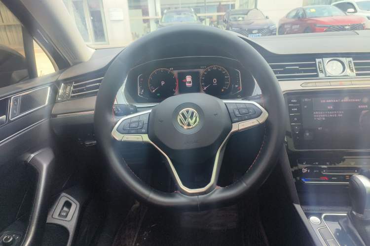 Used Volkswagen Magotan 2020 330TSI DSG Luxury Edition Steering Wheel