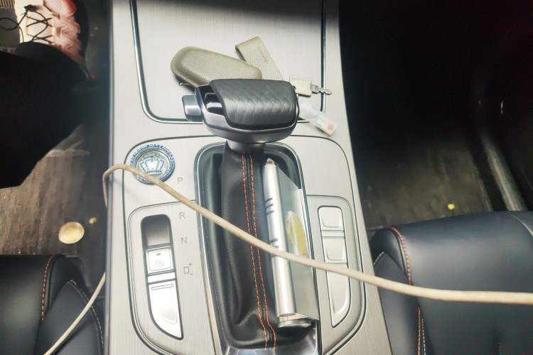 Used CHANGAN OSHAN X7 2020 1.5T Automatic Luxury Version Gear Lever