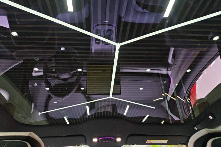 Used Xiaomi Auto SU7 2024 Rear-Drive Ultra-Long Range Advanced Pro-Level Intelligent Driving Version
