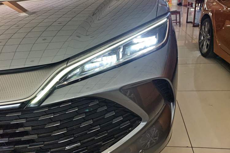 Used BYD Song L DM-i 2025 Intelligent Driving Version 160 km Beyond-Range Type