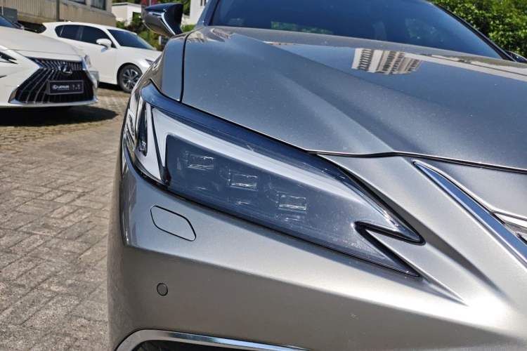 Used Lexus ES 2025 200 Premium Edition
