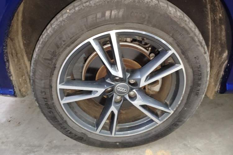 Used Audi Q5L 2018 40 TFSI Prestige Fashion Edition China V Right Rear Wheel Hub