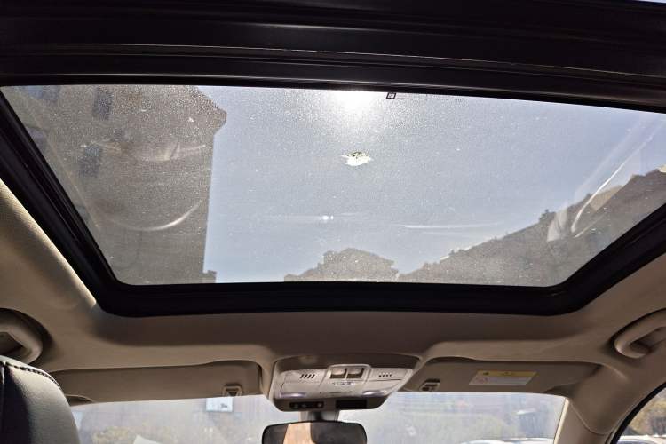 Used Buick Envision 2017 28T Four-Wheel Drive Elite Model
