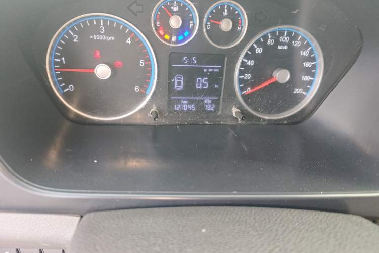 Used Foton Toano 2020 2.0T Multi-Function Extended Wheelbase Mid-Roof 5/6/7-Seater with Rear Dual Tires China VI Emission Standard F20TC3
