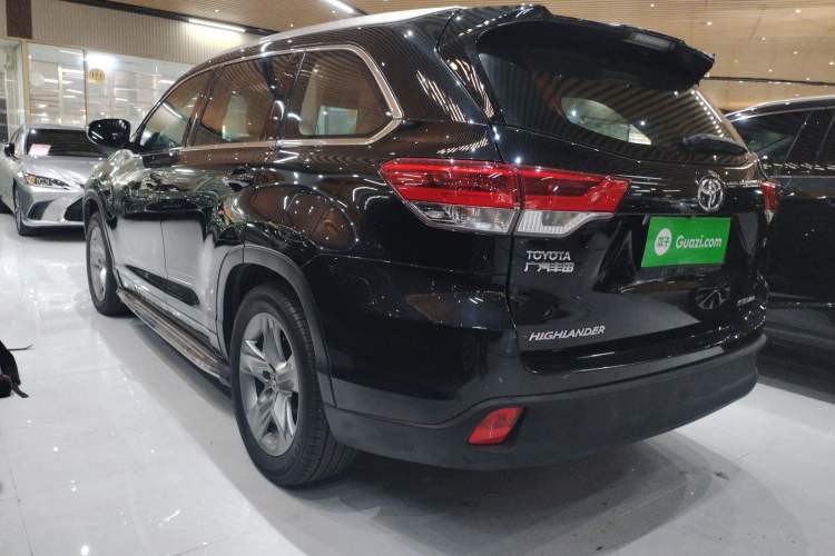 Used Toyota Highlander 2018 2.0T Four-Wheel Drive Luxury Edition 7 Seats China V Emission Standard