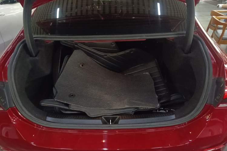 Used Mercedes-Benz A-Class 2020 Restyled A 200 L Sport Sedan Fashion Version
