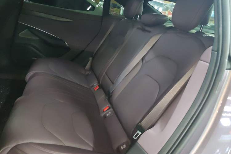 Used Xiaomi Auto SU7 2024 Four-Wheel Drive Ultra-Long Range Advanced Intelligent Driving Max Edition