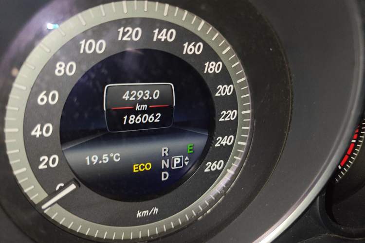 Used Mercedes-Benz E-Class 2014 E 260 L Luxury Model Odometer Close Up