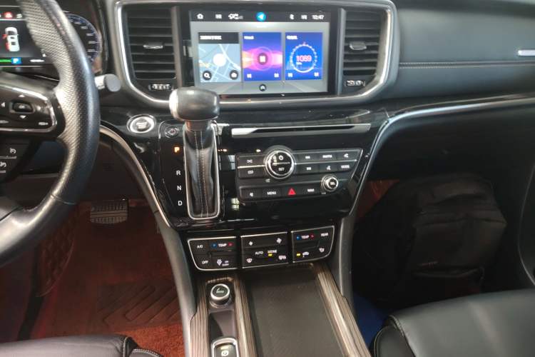 Used GAC Trumpchi M8 2020 Master Edition 390T Deluxe Version Audio And AC Panel