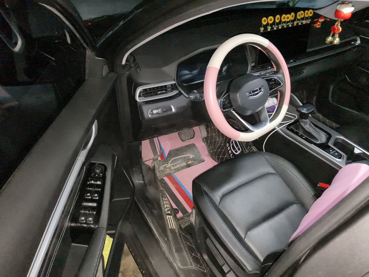 Geely Auto Emgrand 2023 4th Generation Champion Edition 1.5L CVT Prestige Model — снимка 16