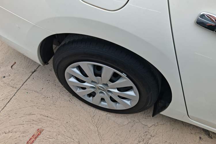 Used Nissan Sylphy 2021 Classic 1.6XE CVT Comfort Edition Exterior 5