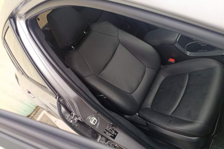 Used Toyota Corolla Cross 2022 2.0L Elite Edition
