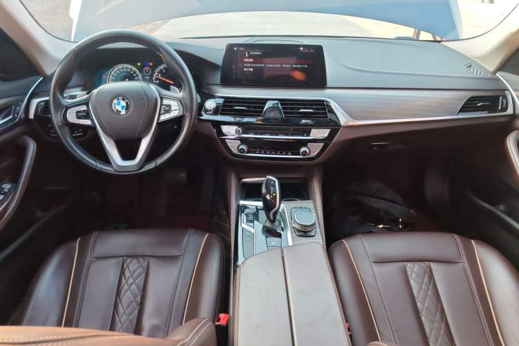 Used BMW 5 Series 2018 Facelifted 530Li xDrive Luxury Package