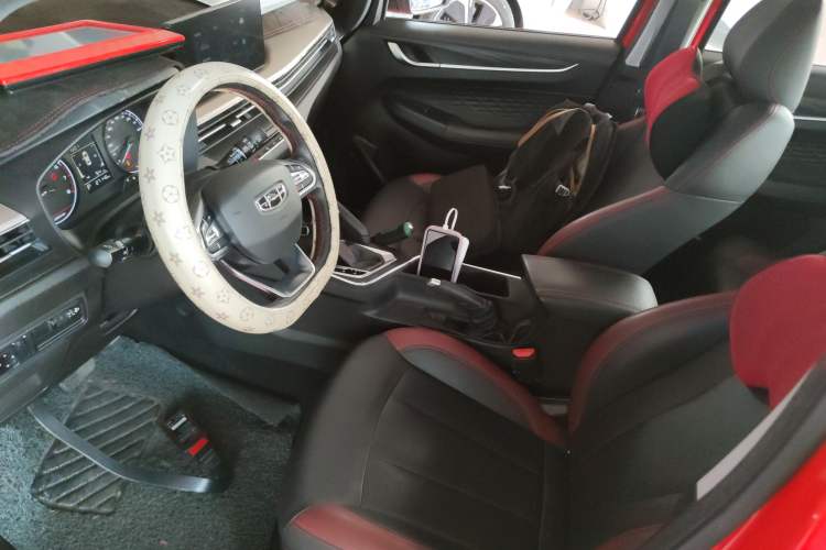 Used Geely Auto Vision X3 2021 PRO 1.5L CVT Deluxe Model
