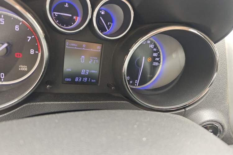 Used CHANGAN CS35 2016 1.6L Manual Luxury Model China V Standard