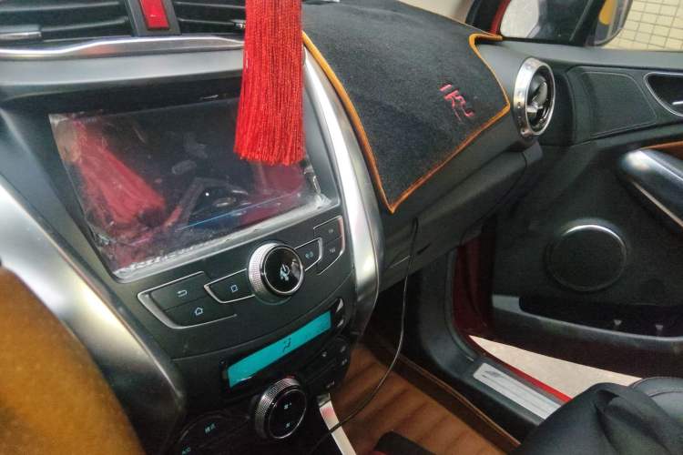 Used BYD Yuan 2016 1.5L Manual Luxury Model
