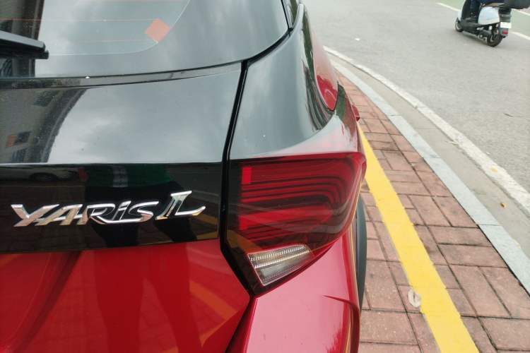 Used Toyota YARiS L Zhi Xuan 2021 X-Trail 1.5L CVT Leading Edition Right Rear Taillight