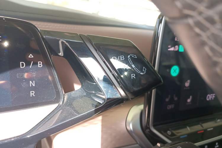 Used Volkswagen ID.6 X 2022 Smart Enjoyment Long-Range Edition