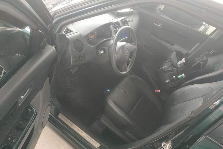 Used Suzuki Swift 2016 1.5L Automatic Fashionable Coolplay Edition