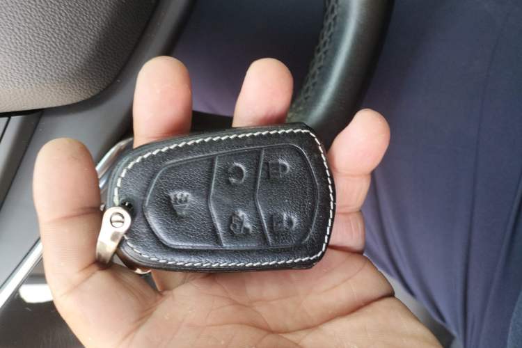 Used Cadillac XT5 2018 28T Four-Wheel Drive Luxury Model Vehicle Key